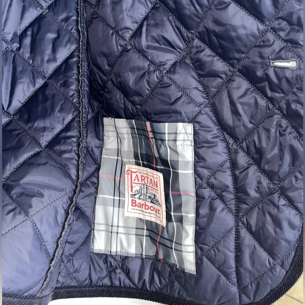 Barbour Tartan 
Men's Quilted Navy Jacket - Picture 8 of 11